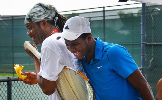 山东男篮的 山东男篮的